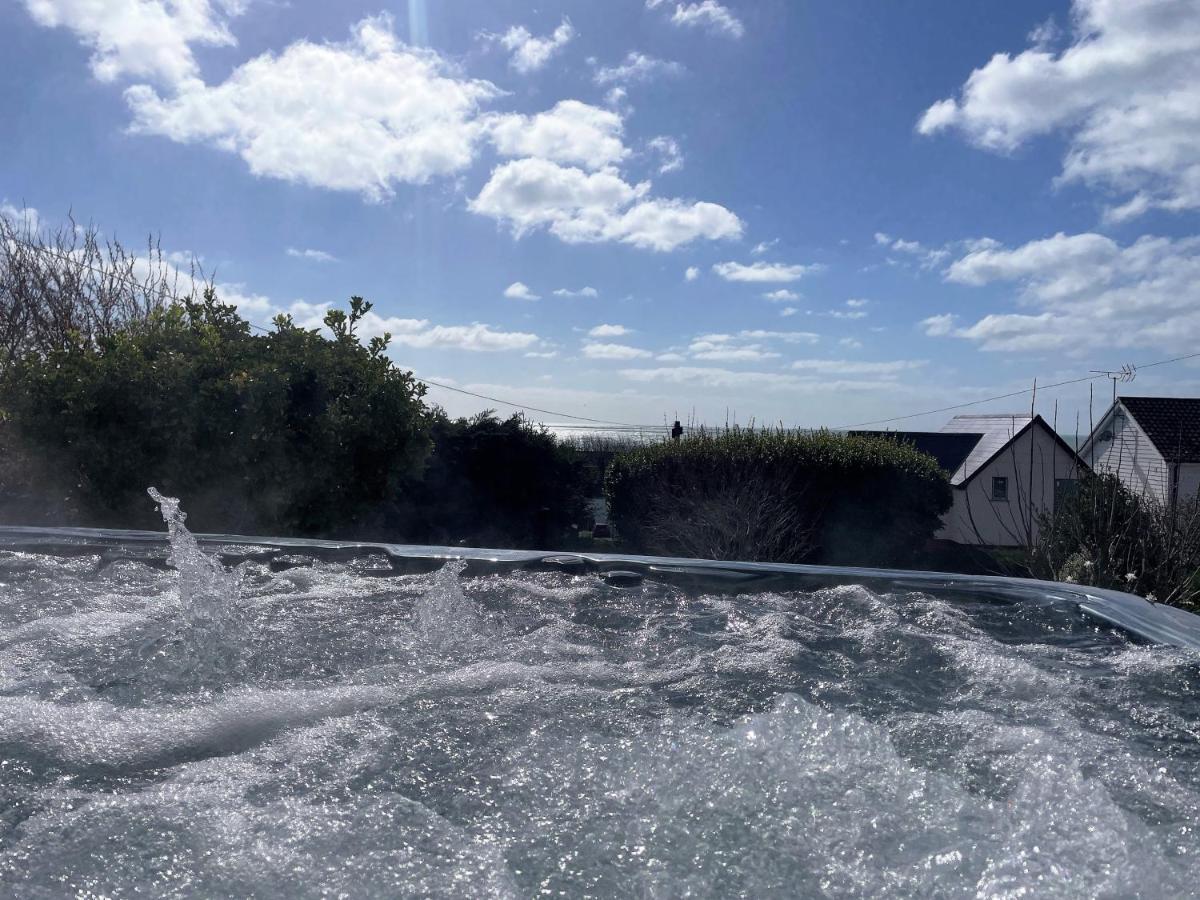 3 Bed Ground Floor Apartment - Hot Tub Optional Upgrade Hythe  Exterior photo